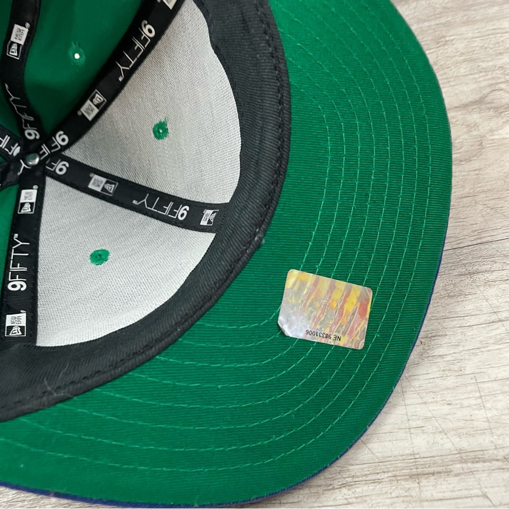 New Era Vintage Hockey Hat Hartford Whalers Medium-Large Hurricanes Carolina - Picture 10 of 10